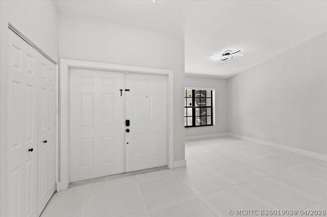 Foto del edificio - 20221 NW 8th St