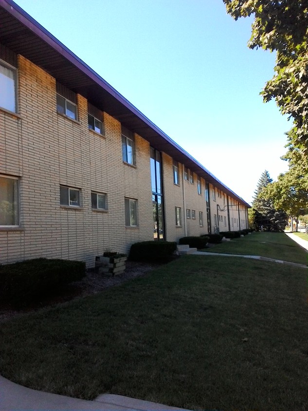 Foto del edificio - 1012 Delafield St