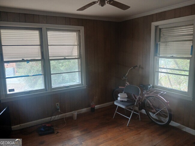 Foto del edificio - 1387 Dewey St