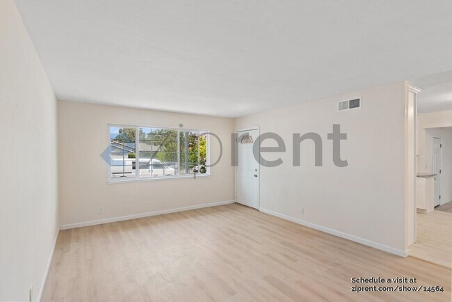 Foto del edificio - 548 Maple Ave