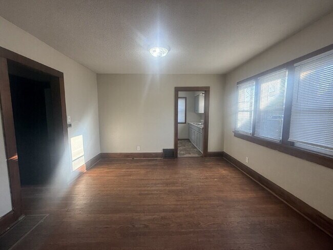 Foto del edificio - 2824 Des Moines St