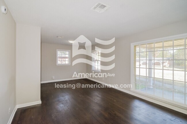 Foto del edificio - 227 Marian Dr