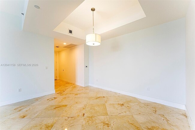 Foto del edificio - 15901 Collins Ave
