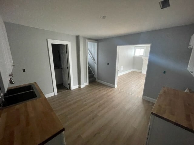 Kitchen - 1305 Bailey Ave