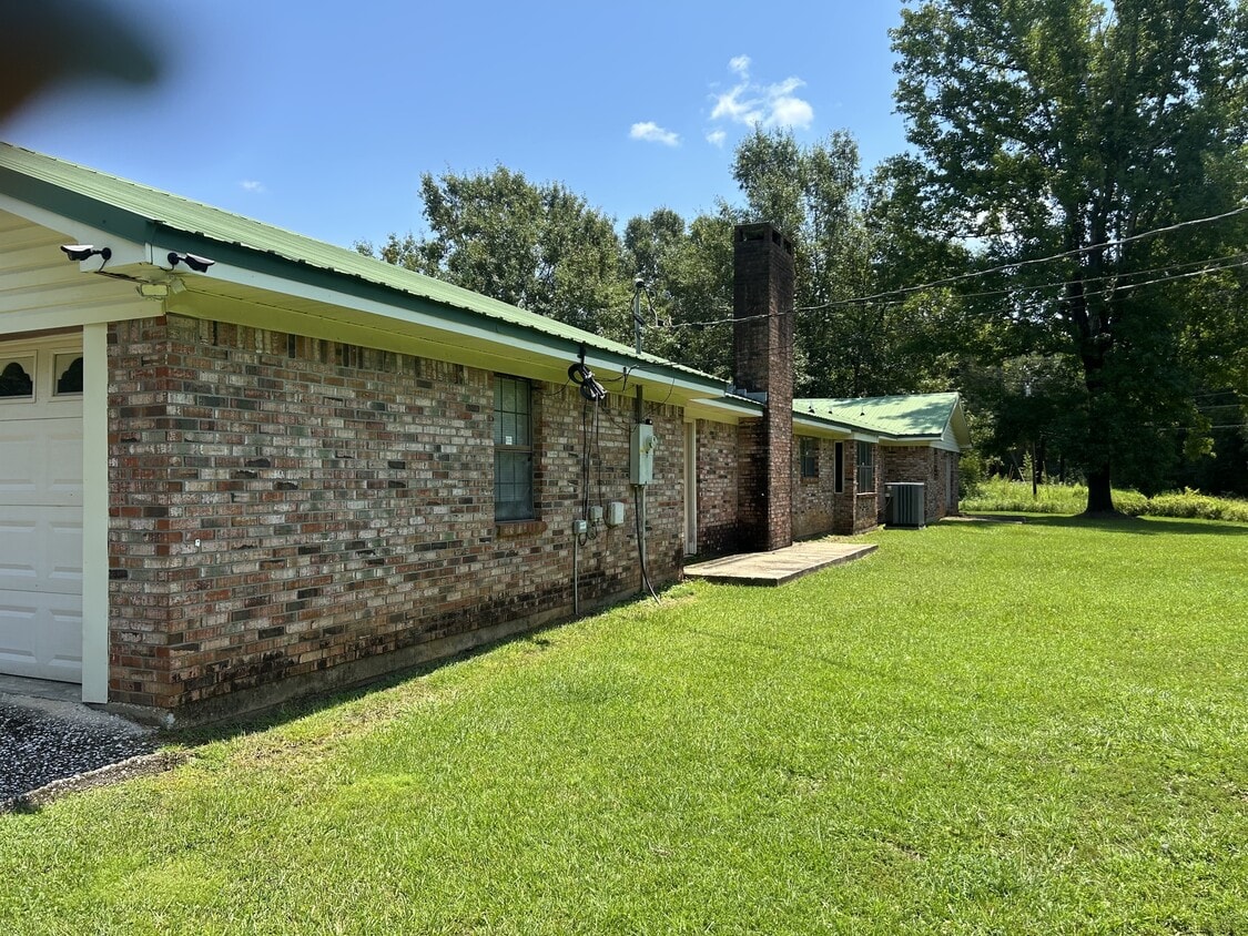Foto del edificio - 3636 Big Point Rd