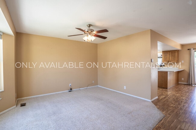 Building Photo - 1120 S 850 E