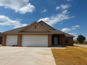 Building Photo - 2005 W Flintlock Wy