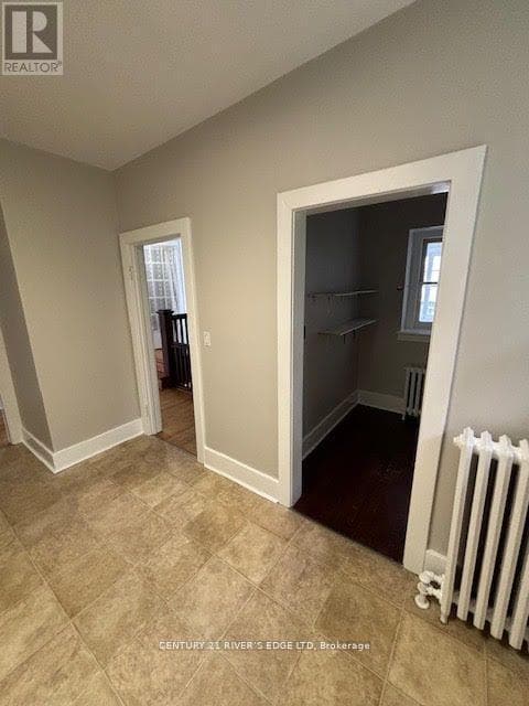 Building Photo - 29 Buell St