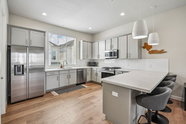 Building Photo - 6314 Chelsea Falls Ln