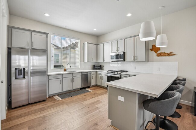 Foto del edificio - 6314 Chelsea Falls Ln