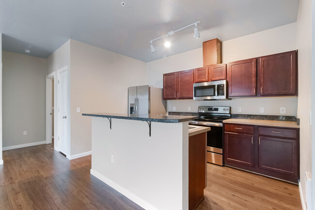 Kitchen - Timberline Lodge Apartments