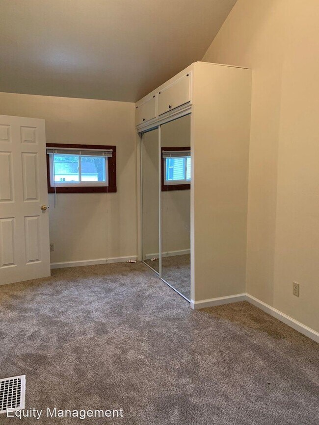 Foto del edificio - 3 br, 1 bath House - 426 North Ave.