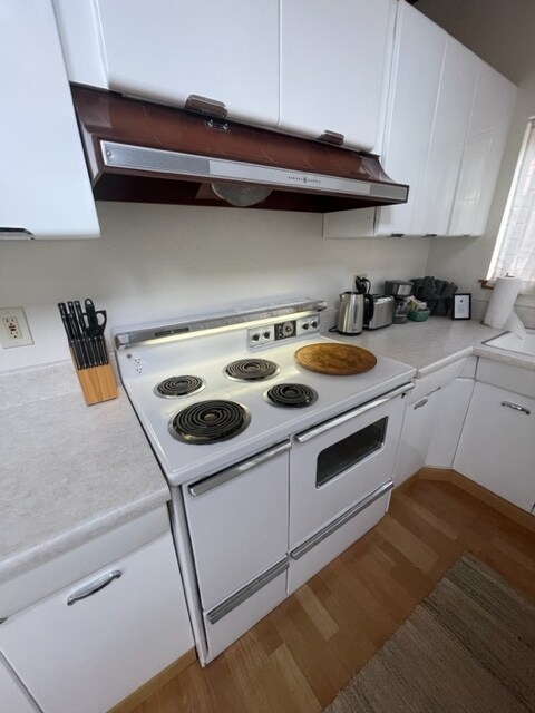Building Photo - 5 Waldruhe Heights