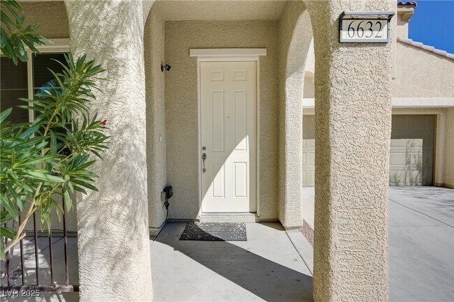 Foto del edificio - 6632 Ditmars St