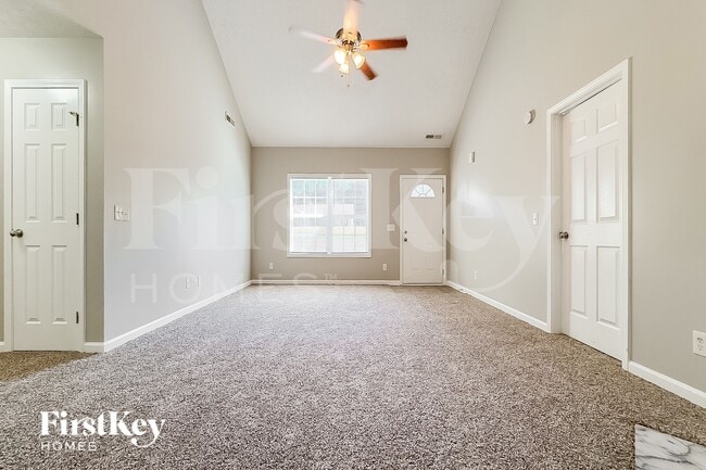 Foto del edificio - 225 Indian Springs Dr