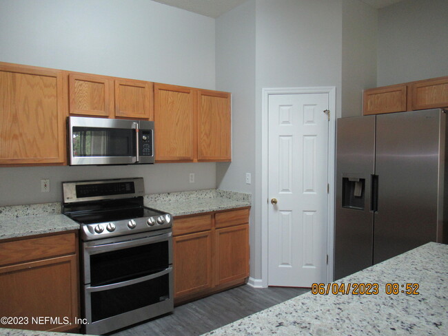 Building Photo - 349 Turtle Dove Dr