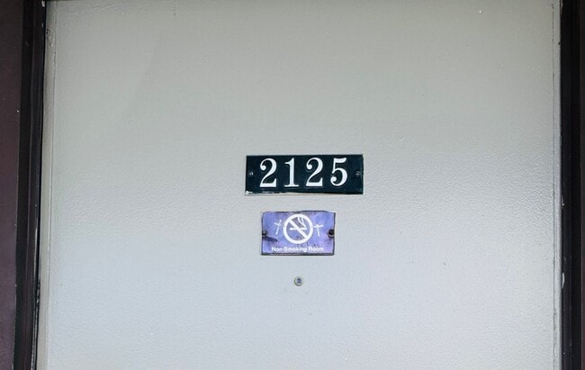 Photo - Newly renovated Studio apartment - Water, ...