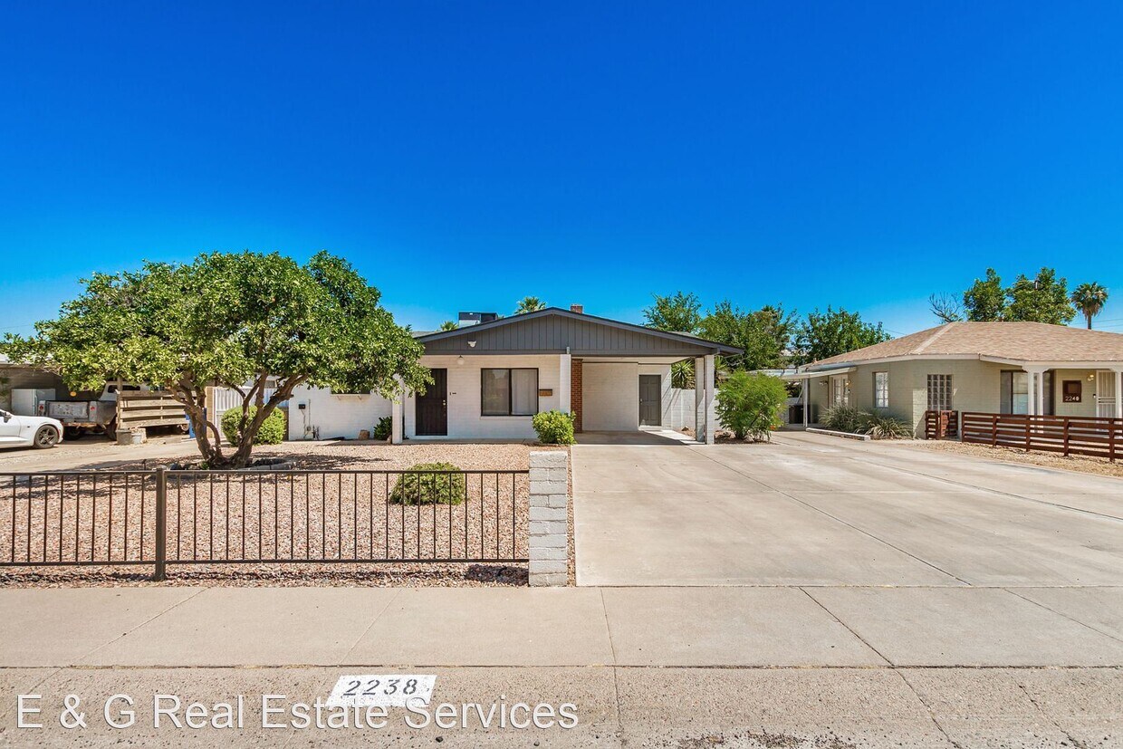 Primary Photo - 3 br, 2 bath House - 2238 E Mitchell Dr