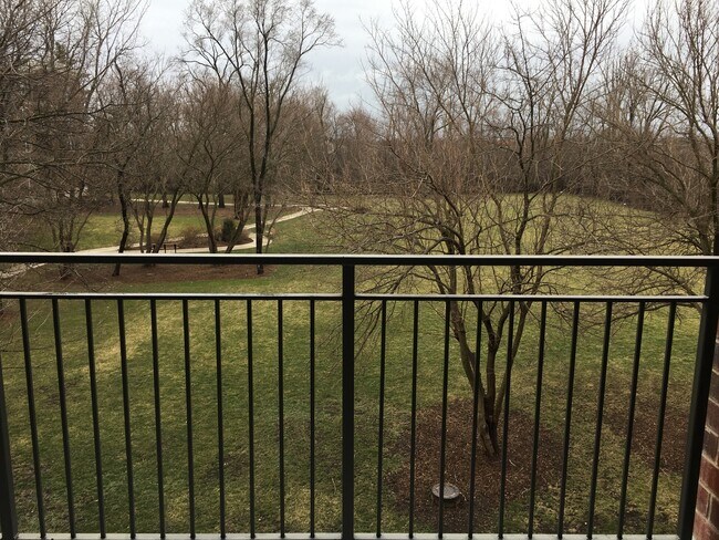 Foto del edificio - 3420 N Old Arlington Heights Rd