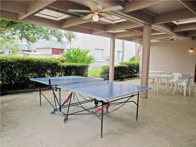 Foto del edificio - Spacious 2brm 1.5ba townhome Condo in The Villas off Conway Rd.