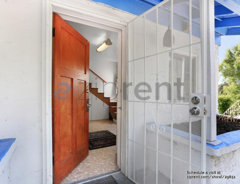 Foto principal - 2180 Yukon Harbor Rd SE