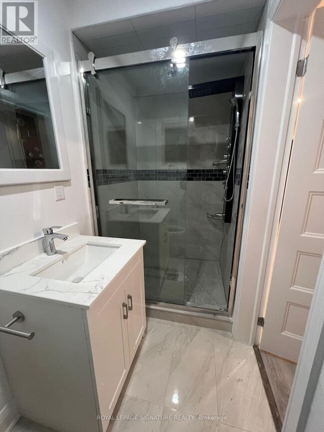 Photo du bâtiment - 58 Satchell Blvd