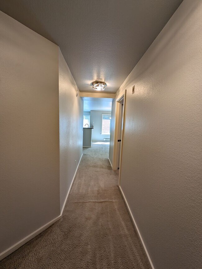 Foto del edificio - High End 3 Br Condo off of Bothell-Everett...