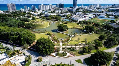 Building Photo - 2416 Flamingo Dr