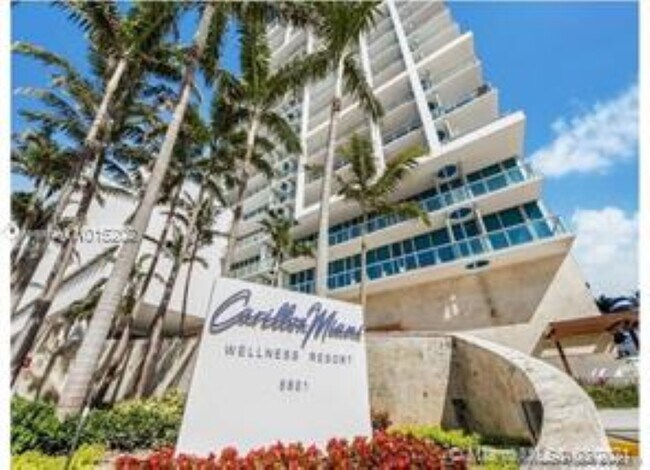 Building Photo - 6801 Collins Ave