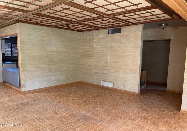 Foto del edificio - 7529 N 8th Ave