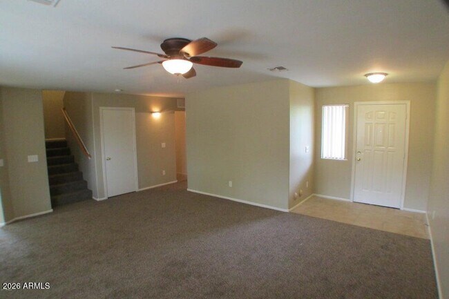 Foto del edificio - 41401 W Pryor Ln