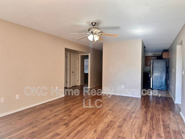 Building Photo - 4501 SE 78th St