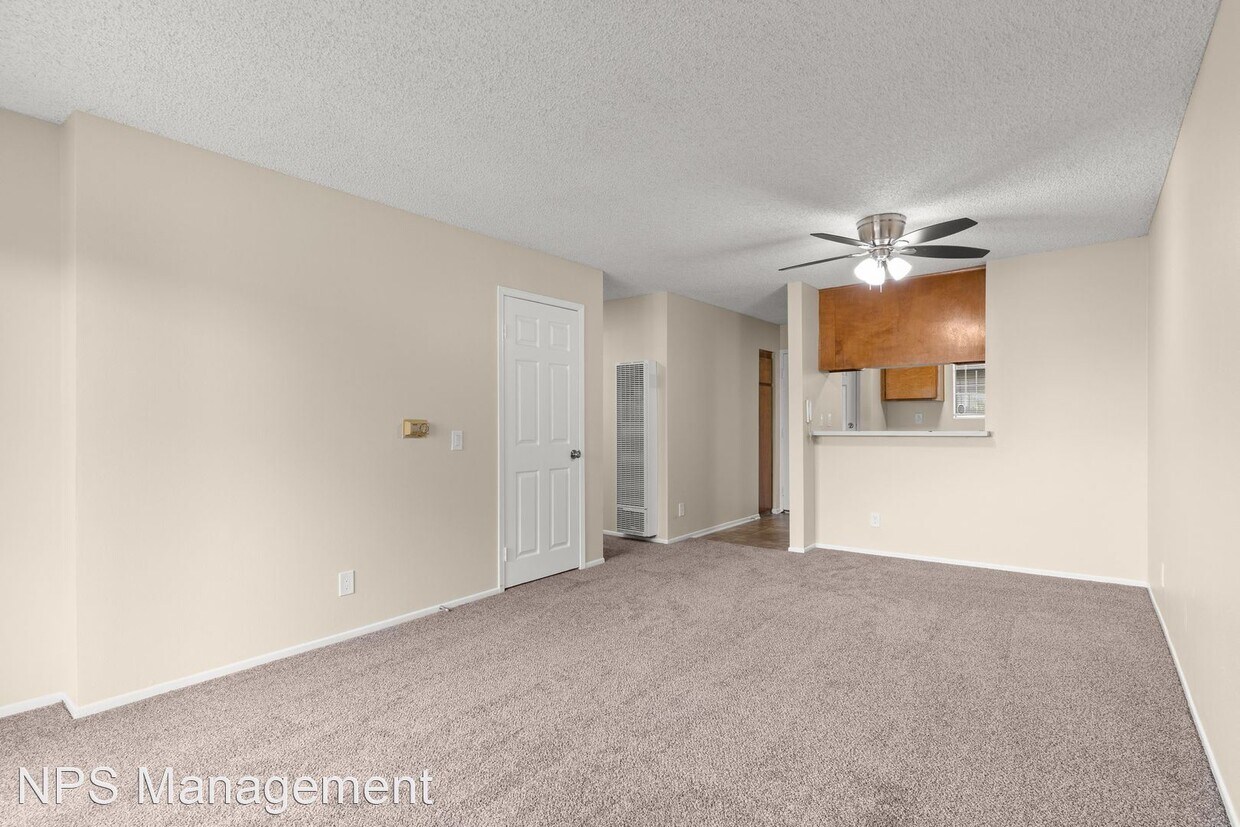 Foto principal - 2 br, 2 bath Apartment - 1070 Loma Ave 107...