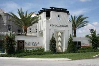 Building Photo - 9350 SW 170th Passage