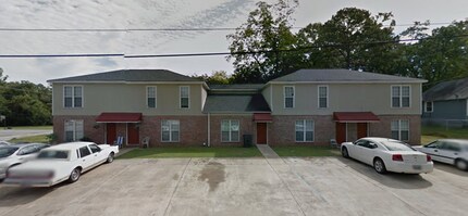 Building Photo - 1018 11th Ave
