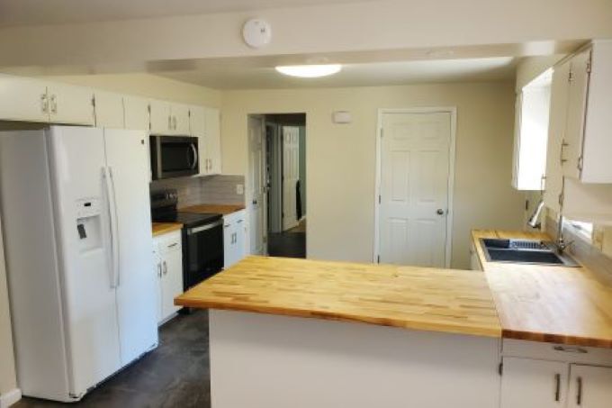 Primary Photo - 316 19th St W