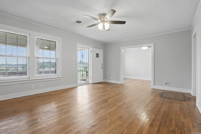 Building Photo - 4224 Potter St