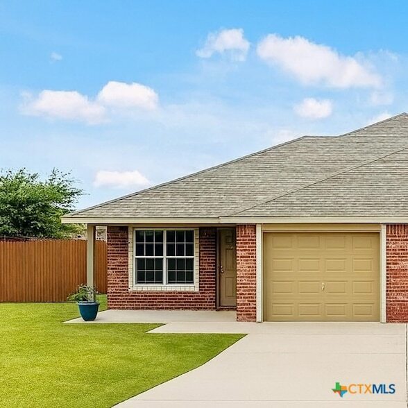 Foto principal - 3749 W Amity Rd