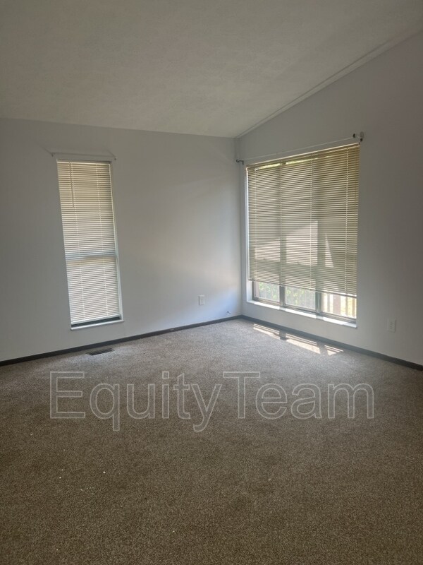 Building Photo - 2232 Joshua Cir