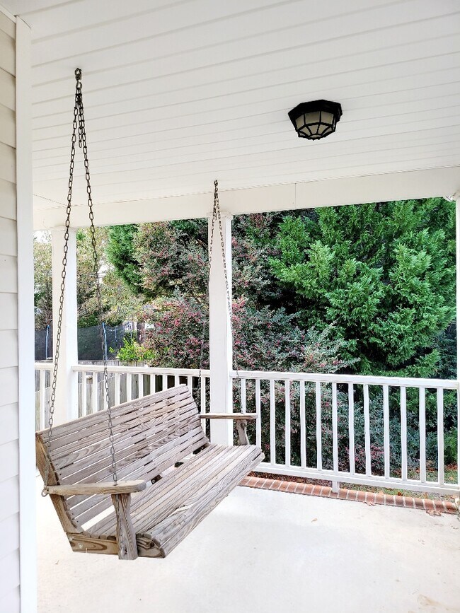 Foto del edificio - 114 Wild Fern Ct