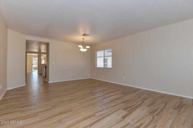 Foto del edificio - 11579 W Oglesby Ave