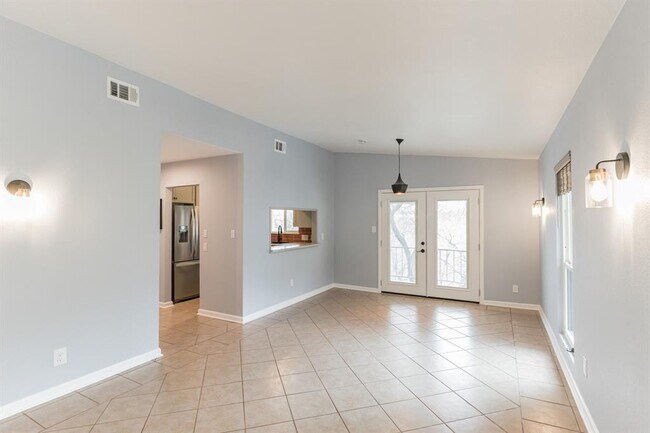 Foto del edificio - 807 Azie Morton Rd