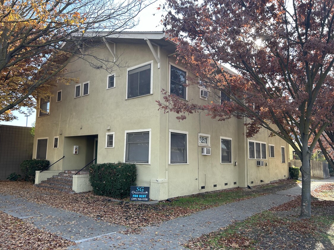Primary Photo - 1218 L St