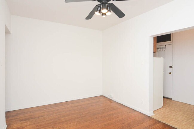 Foto del edificio - 3036 N Halsted St