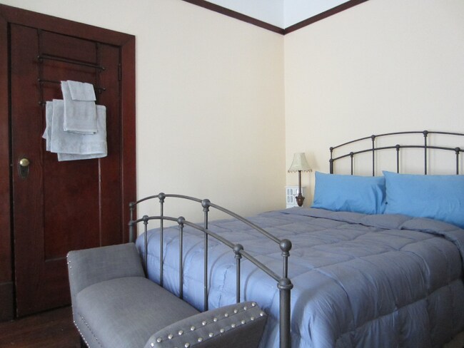 Foto del edificio - 148 N 10th St