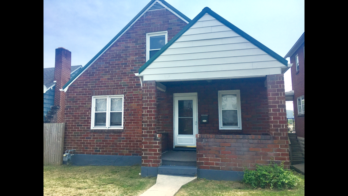 Primary Photo - 708 Glenmore St