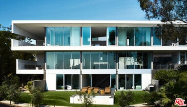 Building Photo - 2500 Briarcrest Rd