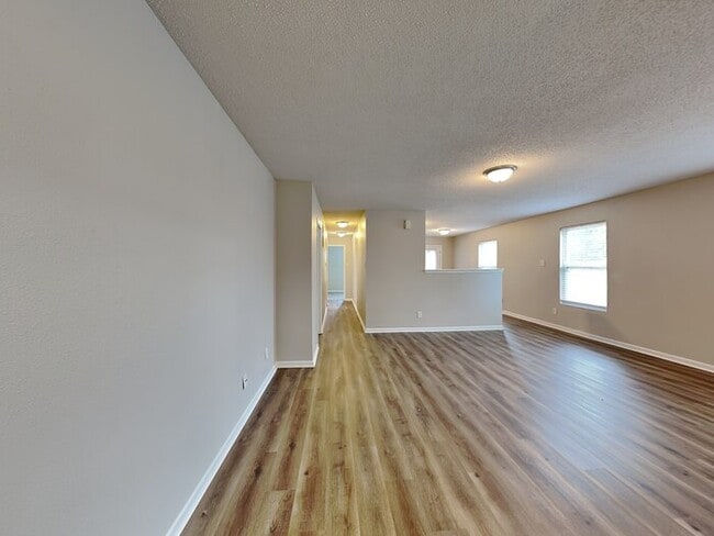 Building Photo - 7938 Hydrangea Ct