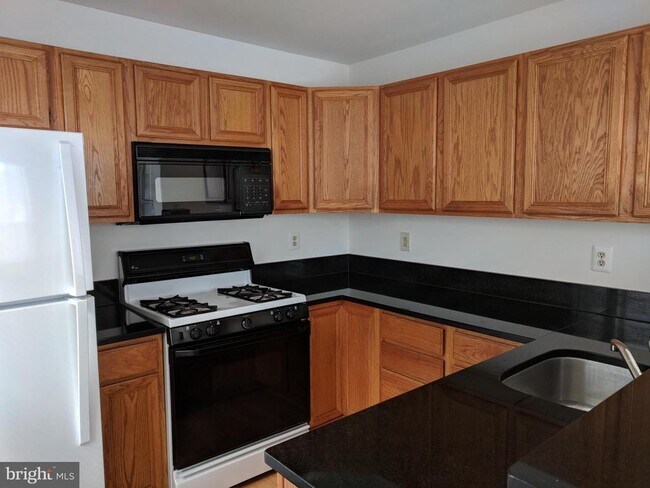 Foto del edificio - 109 Timberbrook Ln