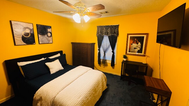Foto del edificio - 530 Barclay Ct